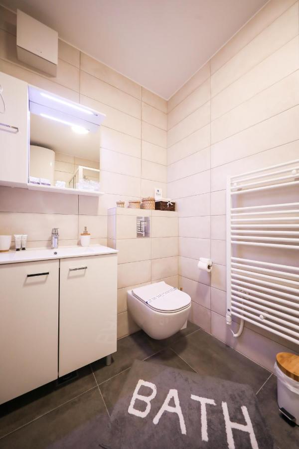 Allegro Exclusive 2 With Private Parking And Balcony Zadar